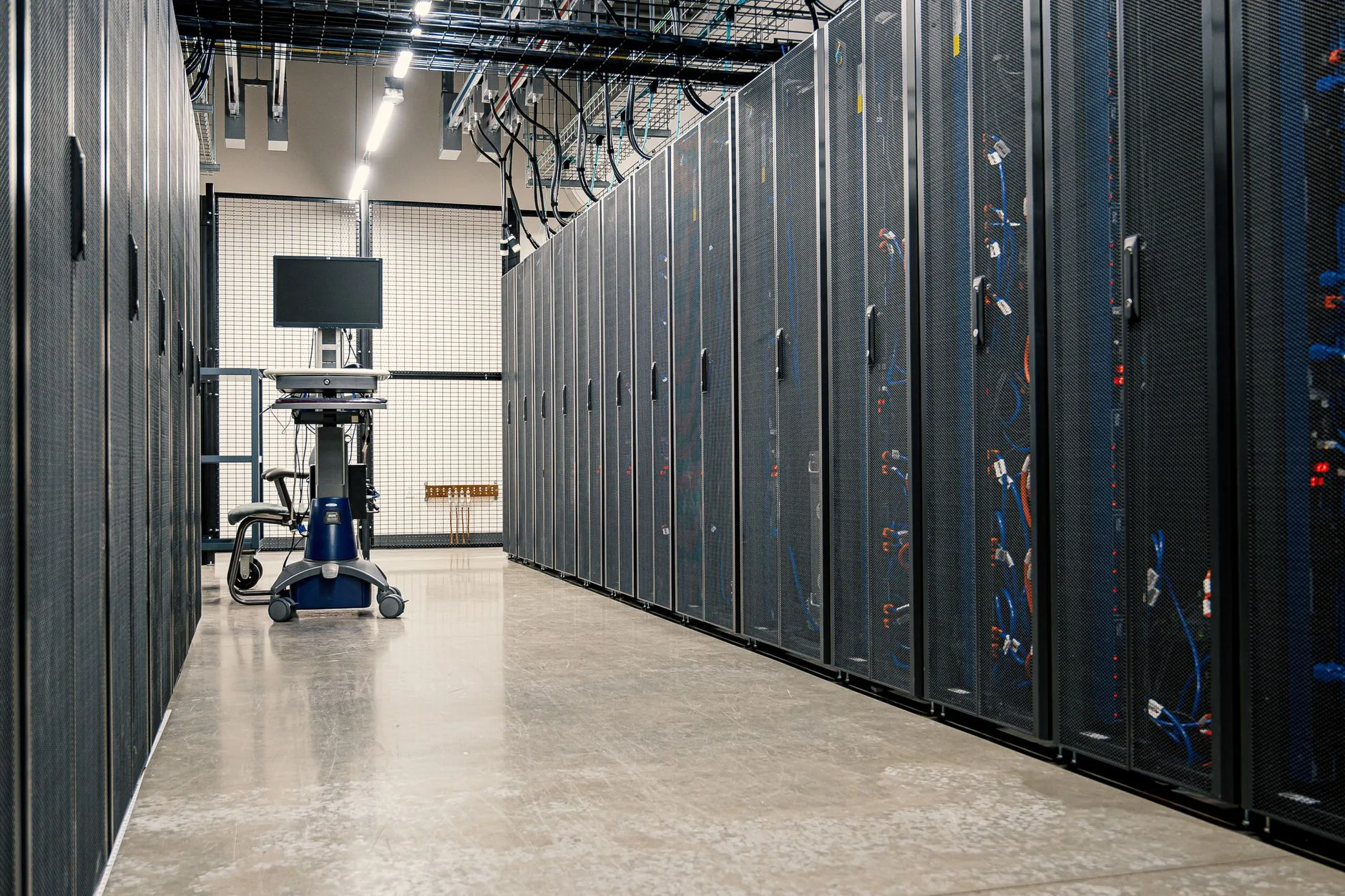 Enterprise Scale, Security, and Cloud-Like Provisioning of Bare Metal Enterprise Scale, Security, and Cloud-Like Provisioning of Bare Metal