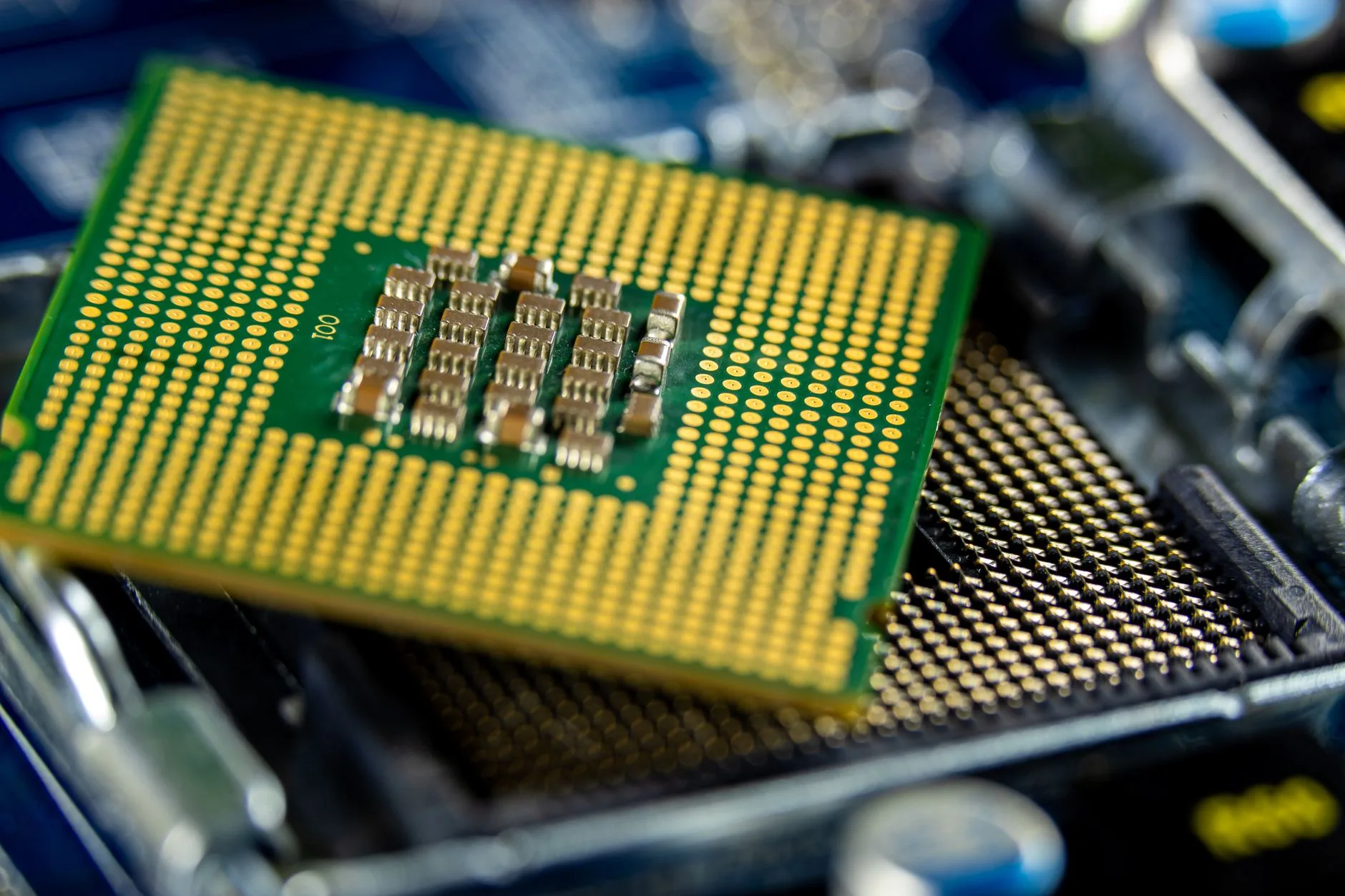 Hardware Access, Performance, and Elimination of Virtualization Overhead Hardware Access, Performance, and Elimination of Virtualization Overhead